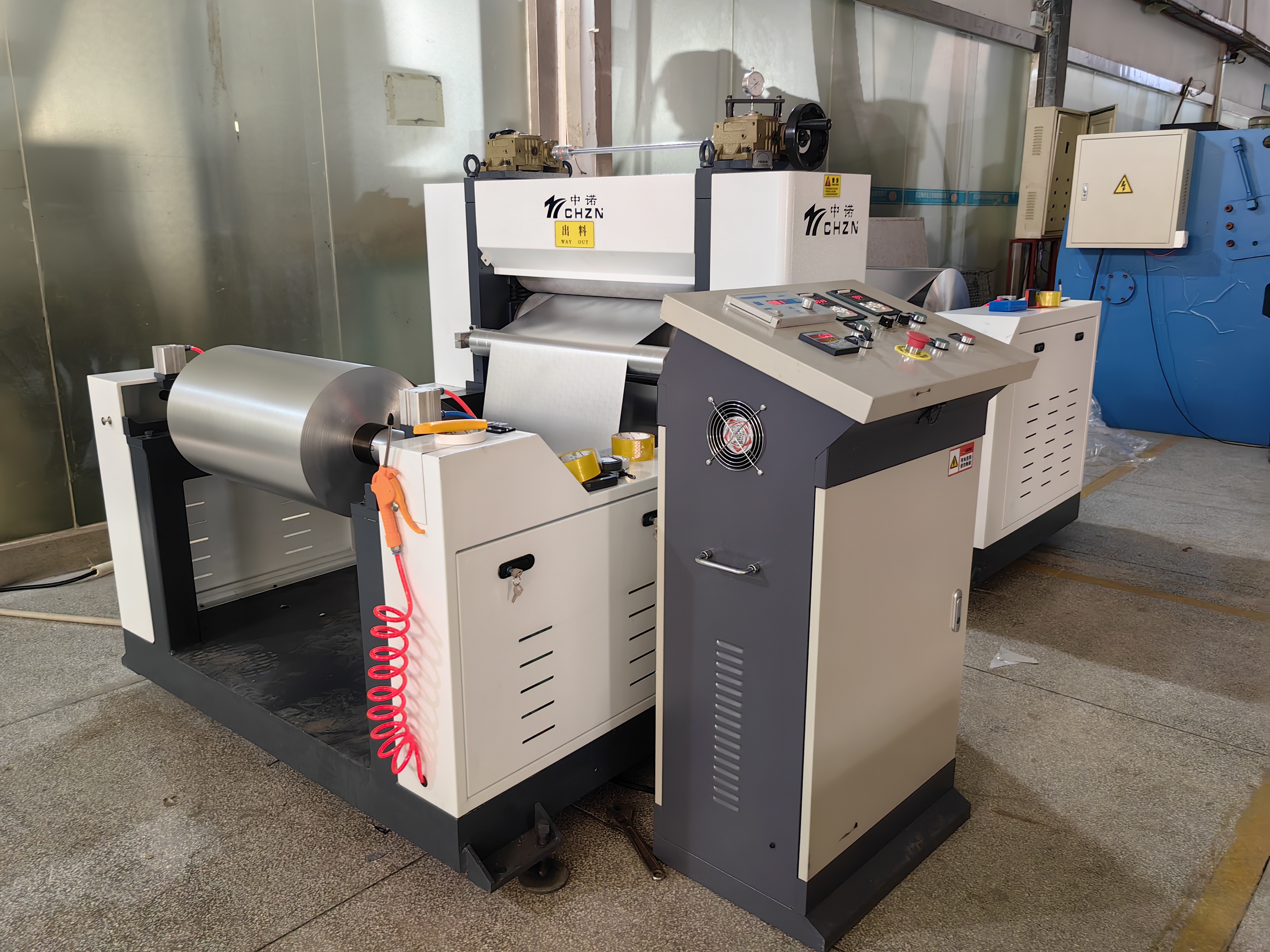 La polyvalence d'une machine de gaufrage