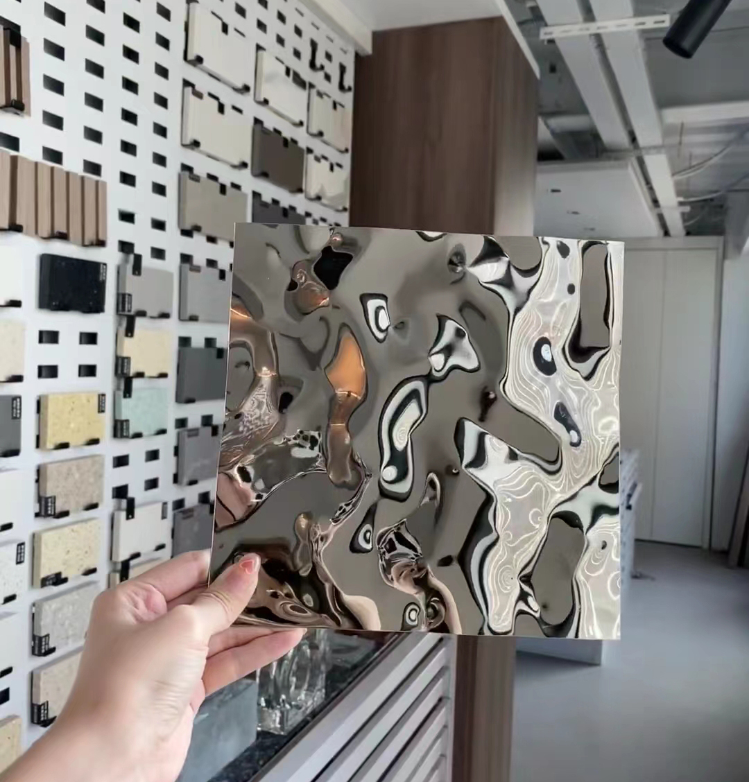 plaque de relev&eacute;